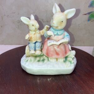 Albert Kessler "Storytime Rabbits" Anthropomorphic Figurine Porcelain 1970's Han